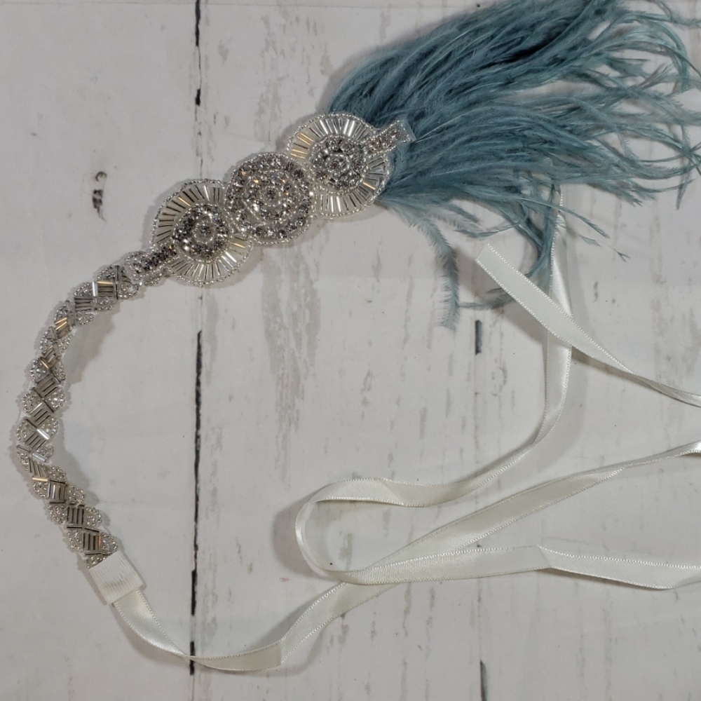 1920s Flapper beaded head piece feather